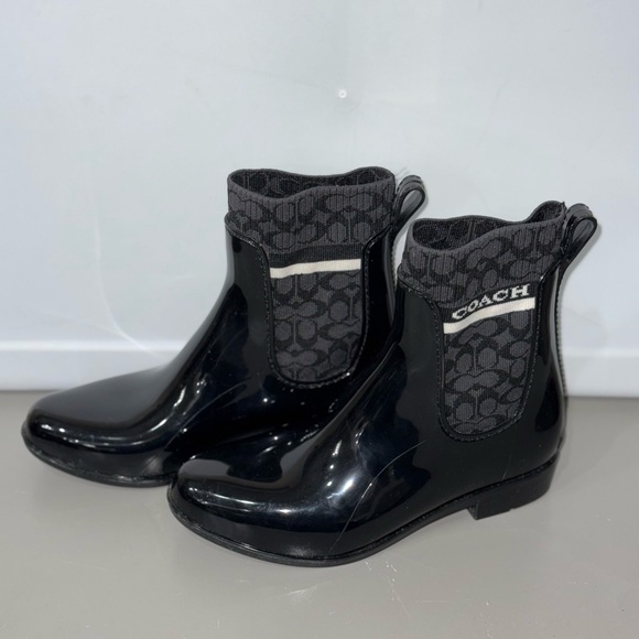 Coach Black Rain & Snow Boots High-Gloss Finish - Picture 1 of 6